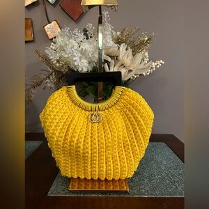 Shell Purse with wood handles - hand crocheted